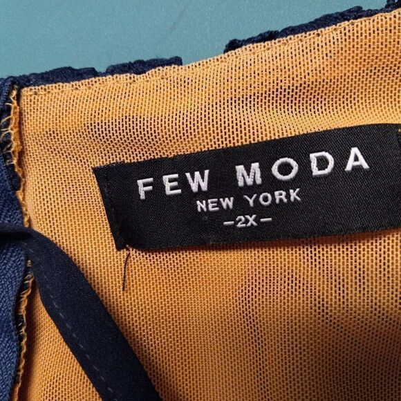 FEW MODA, Floral Navy Lace Crochet Overlay  Spaghetti Strap Dress - Picture 3 of 7